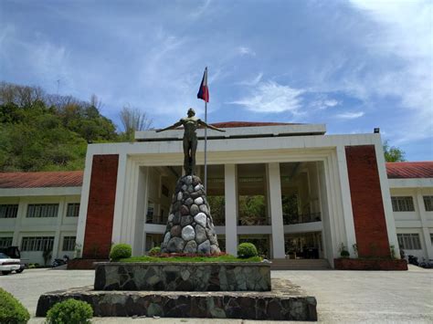 UPV College of Arts and Sciences .